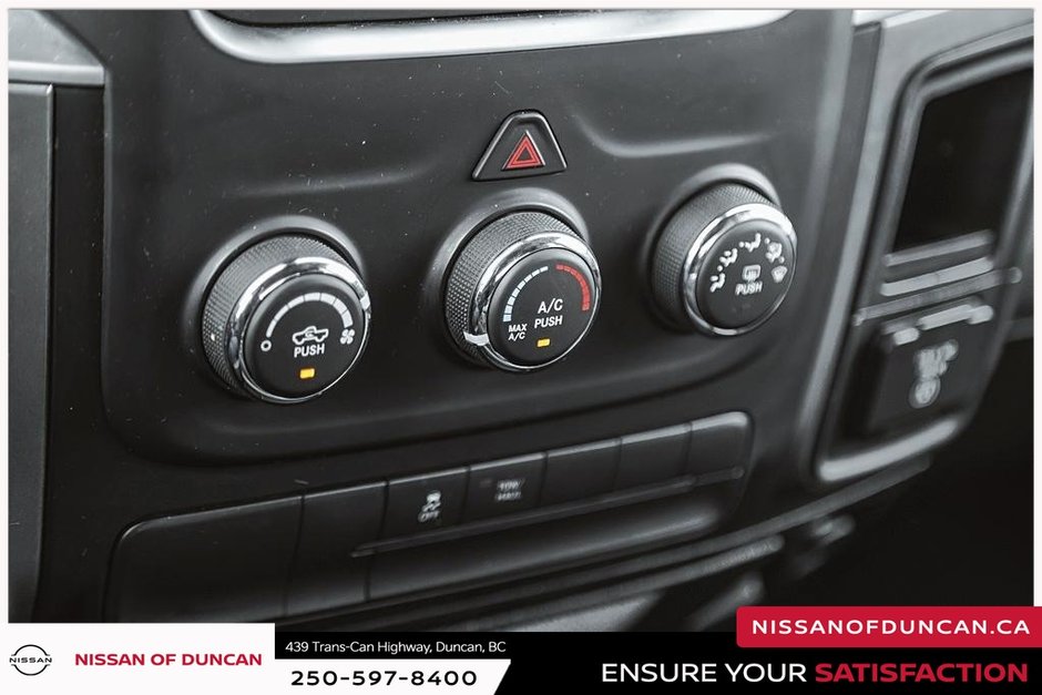 2022 Ram 1500 Classic SLT-24