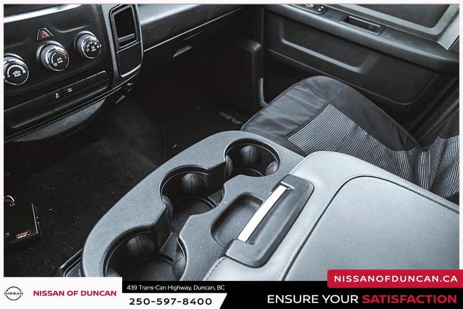 2017 Ram 1500 SXT-28