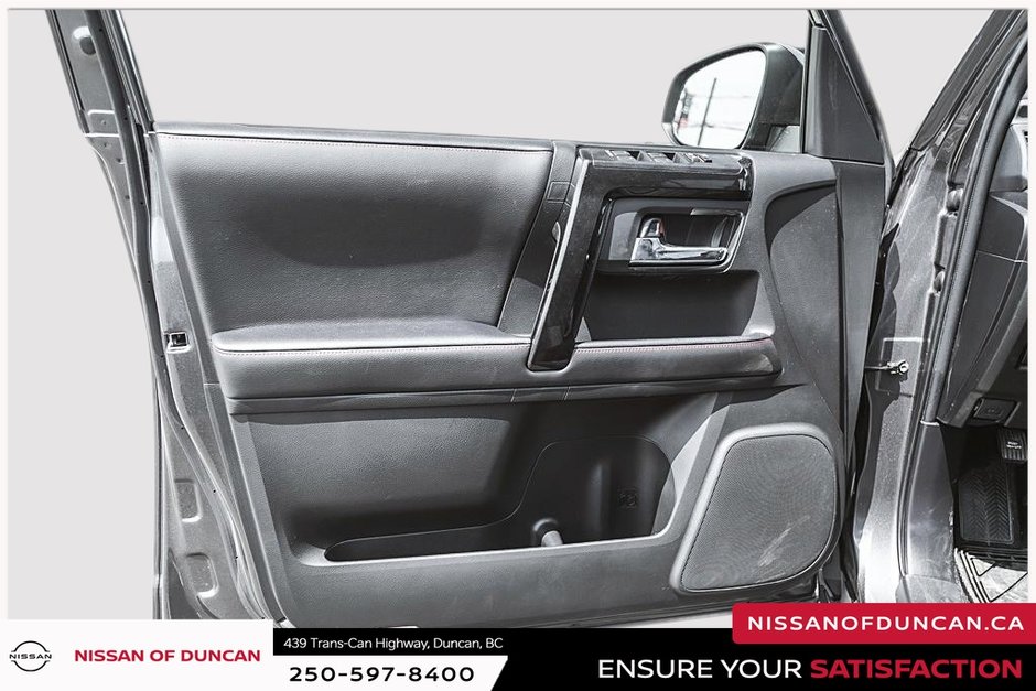 2022 Toyota 4Runner Base-11