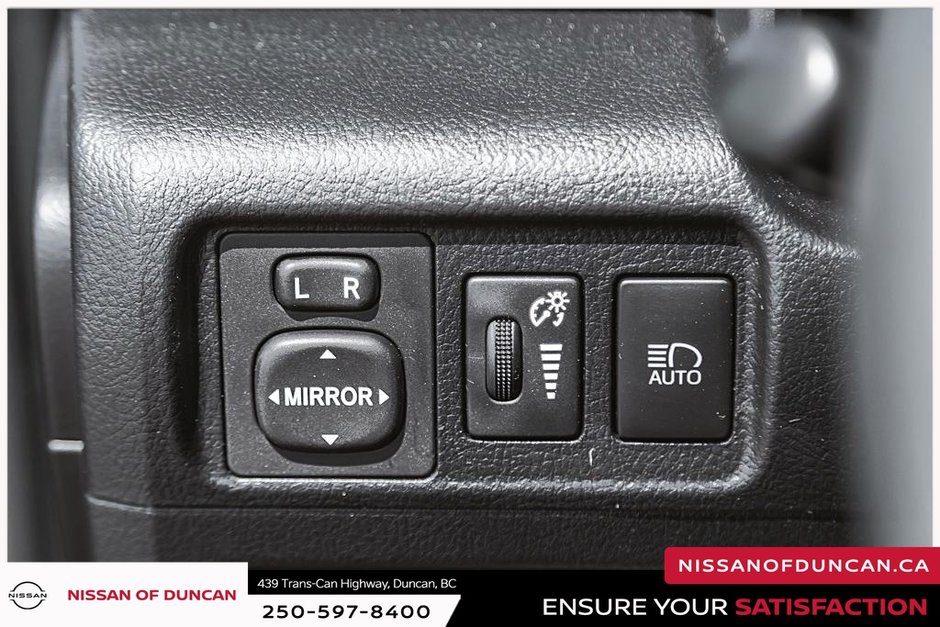 2022 Toyota 4Runner Base-25