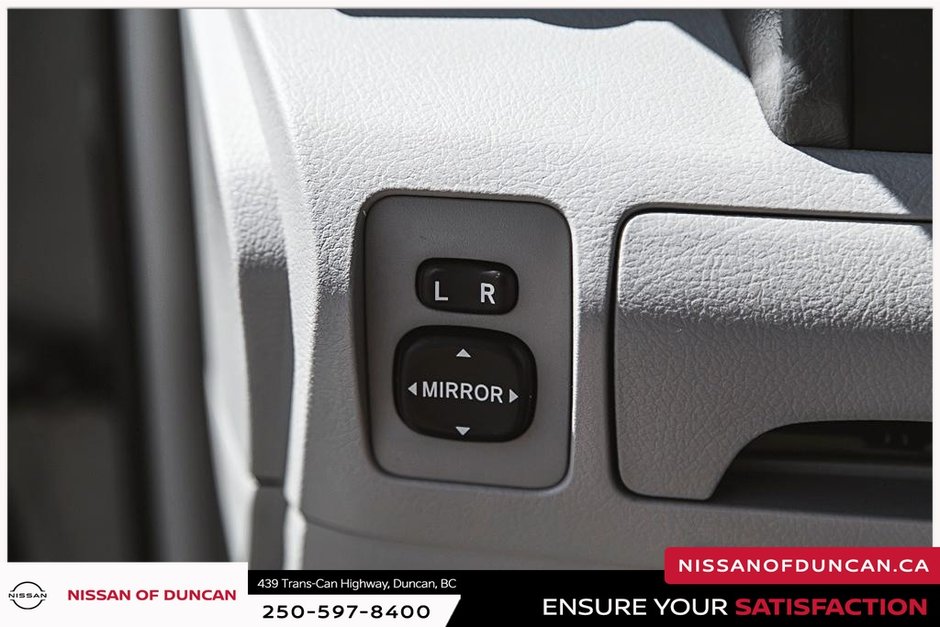 2009 Toyota Camry Hybrid XSE-19
