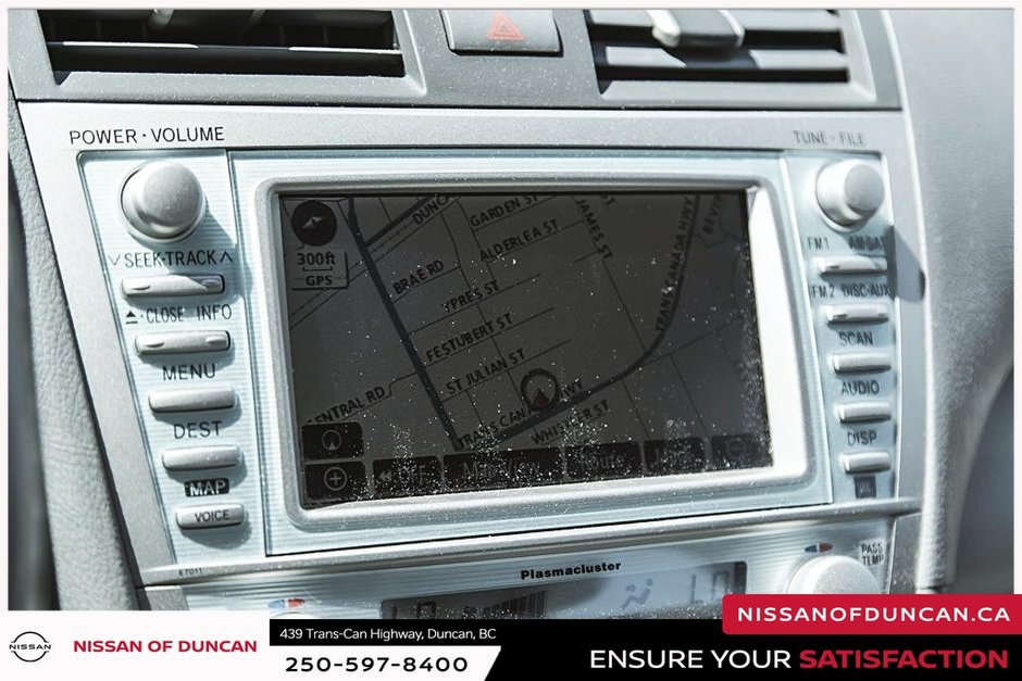 2009 Toyota Camry Hybrid XSE-24