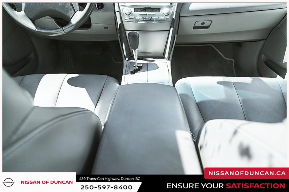2009 Toyota Camry Hybrid XSE-18