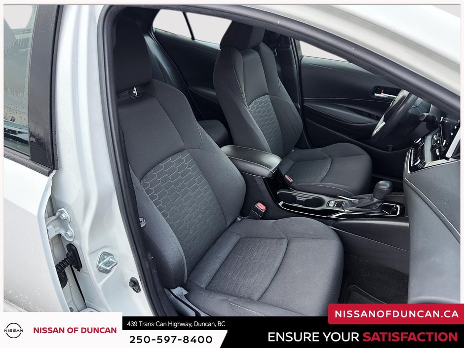 2021 Toyota Corolla Hatchback LE-9