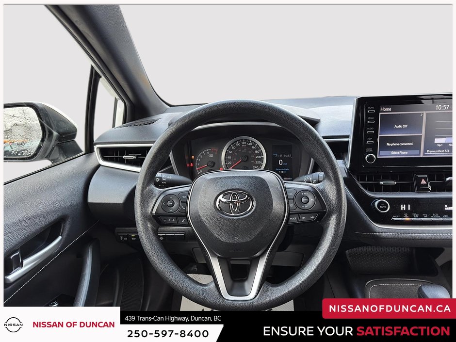 2021 Toyota Corolla Hatchback LE-13