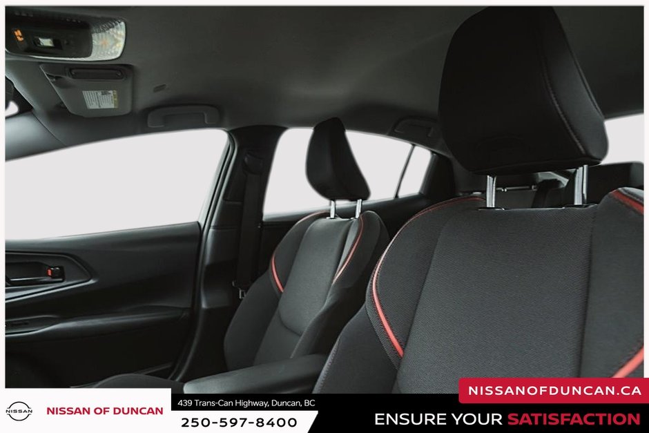 2024 Toyota Prius Prime SE-15