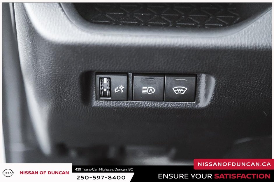 2024 Toyota RAV4 LE-19