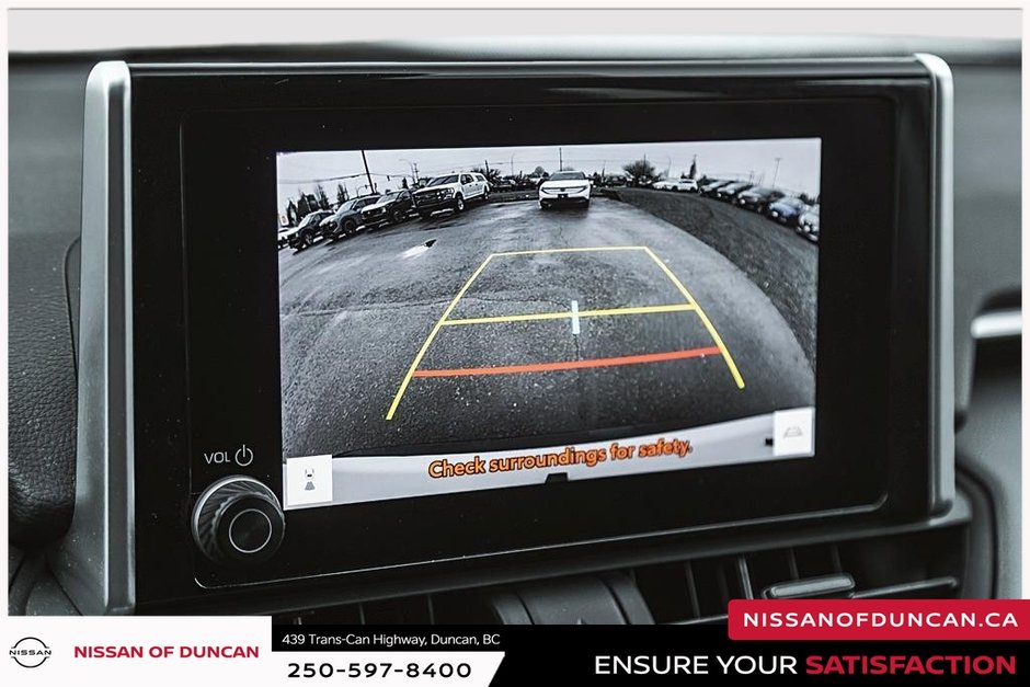 2024 Toyota RAV4 LE-23