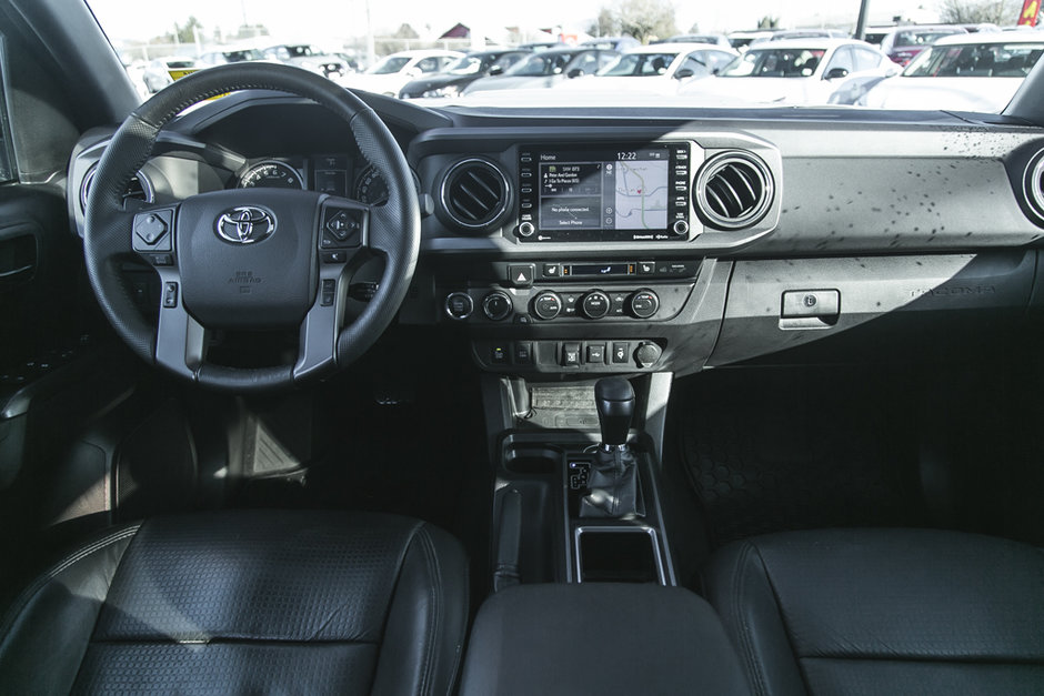 2020 Toyota Tacoma Base-17