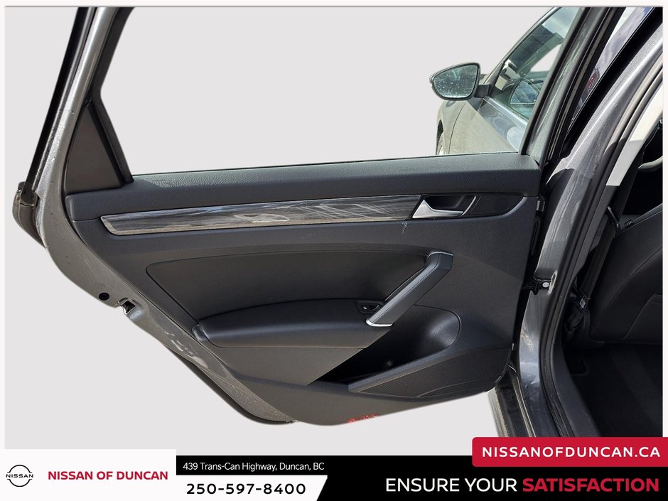 2021 Volkswagen Passat Highline-11