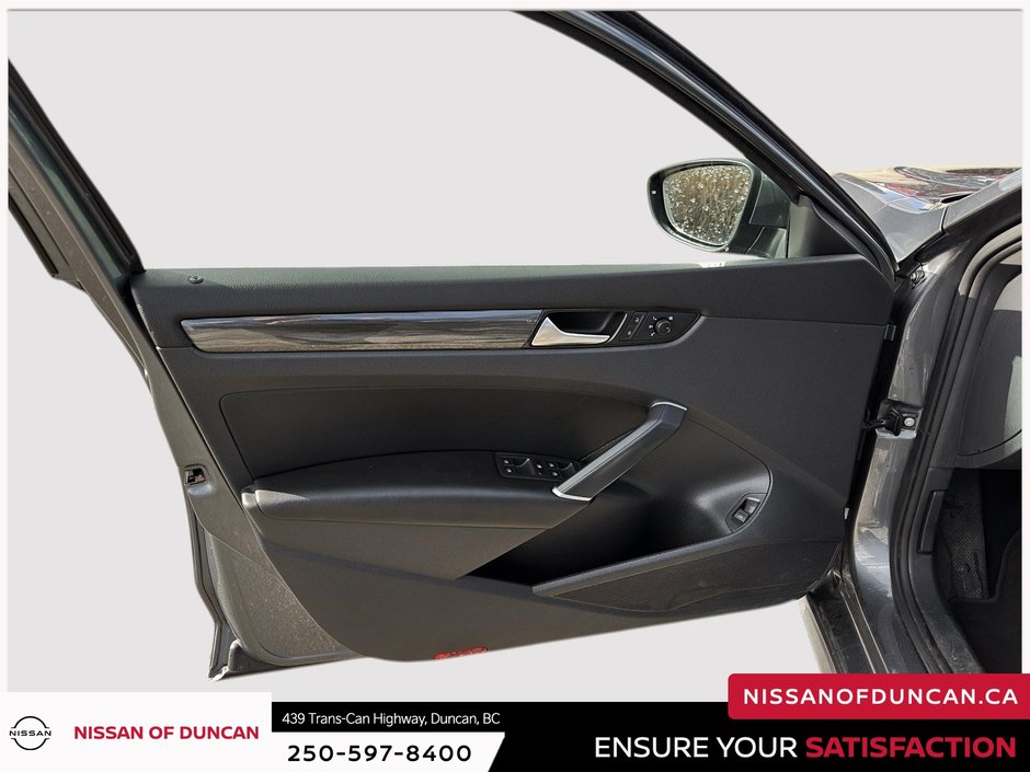 2021 Volkswagen Passat Highline-12