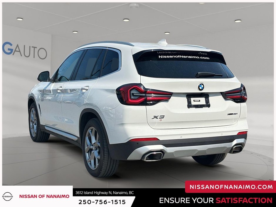 2023 BMW X3 XDrive30i-12