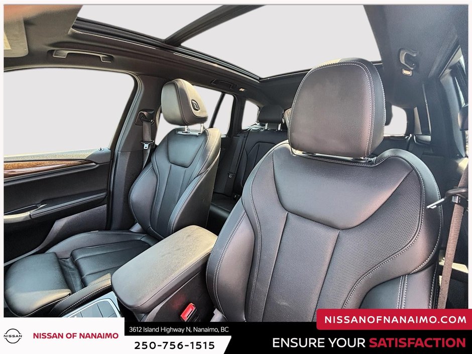 2023 BMW X3 XDrive30i-32