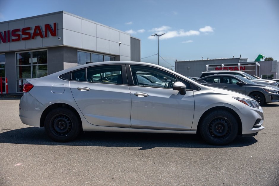 2018 Chevrolet Cruze L-7