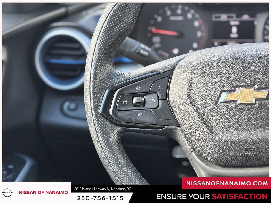 2024 Chevrolet Trax LS-33