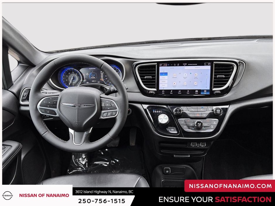 2025 Chrysler Grand Caravan SXT-24