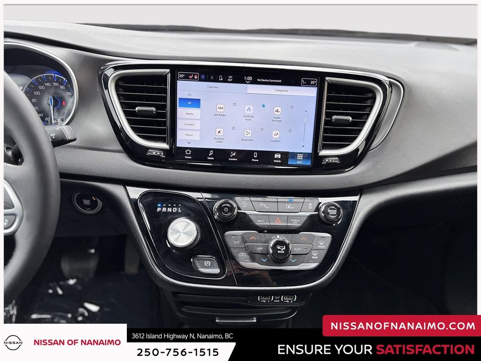 2025 Chrysler Grand Caravan SXT-26