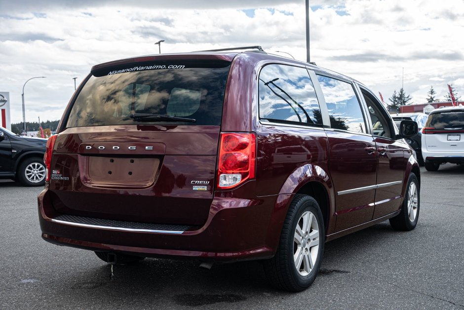 2017 Dodge Grand Caravan Crew-6