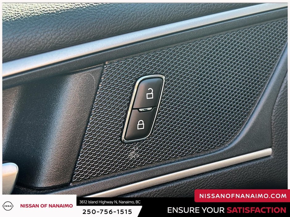 2023 Ford Edge SEL-26