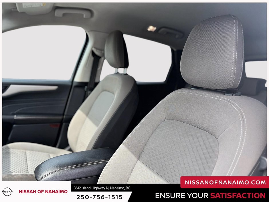 2022 Ford Escape Plug-in Hybrid SE-22