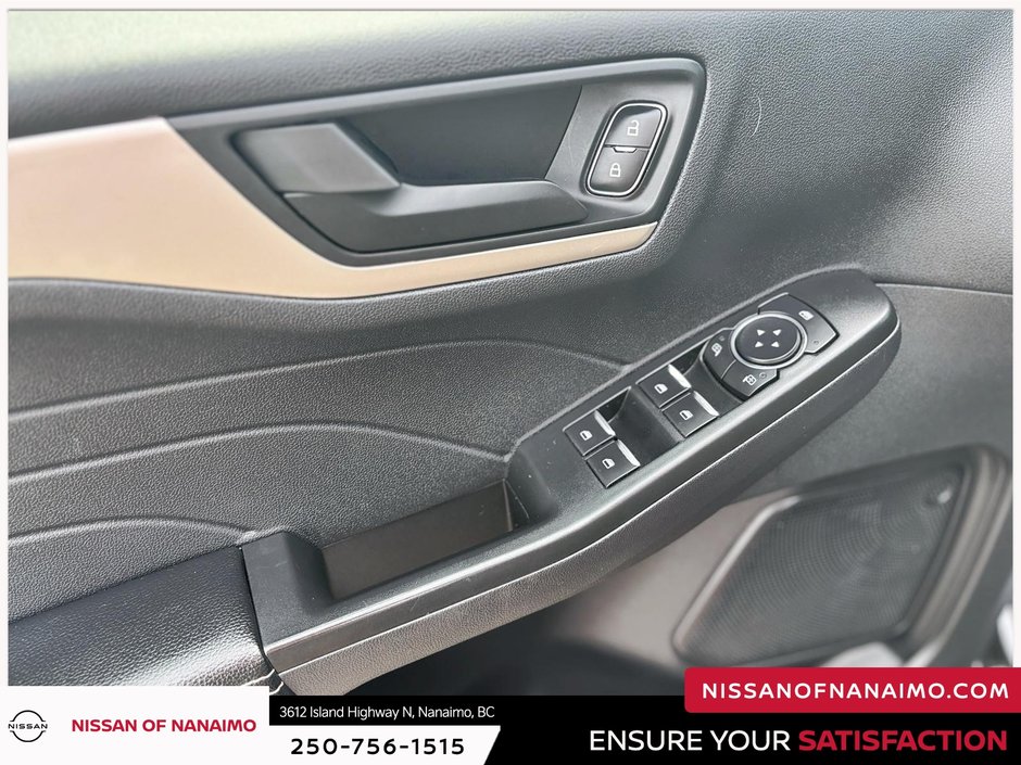 2022 Ford Escape Plug-in Hybrid SE-24