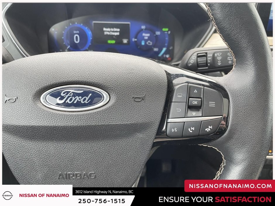 2022 Ford Escape Plug-In Hybrid Titanium-13