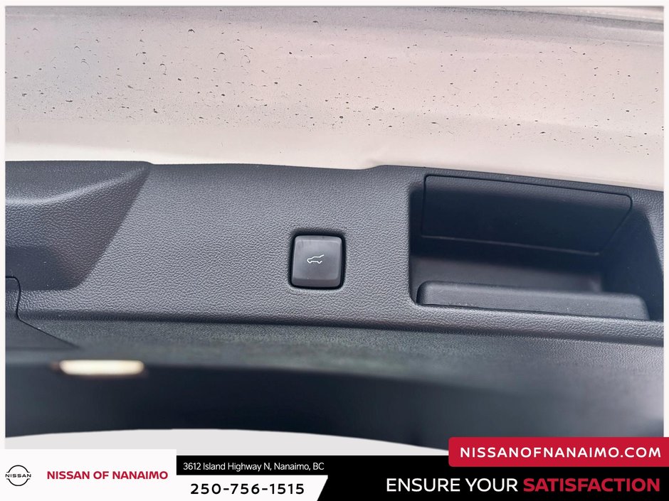 2023 Ford Escape Plug-in Hybrid Base-16