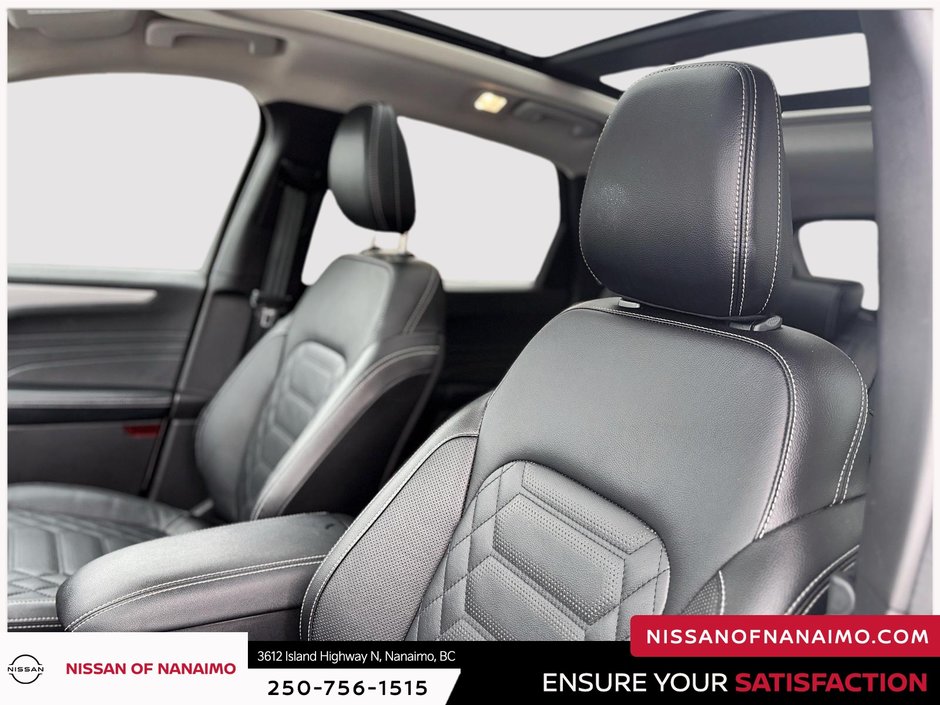 2023 Ford Escape Plug-in Hybrid Base-32