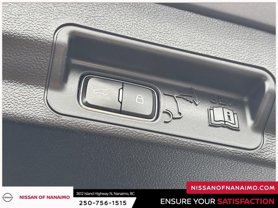 2021 Ford Explorer Limited-40