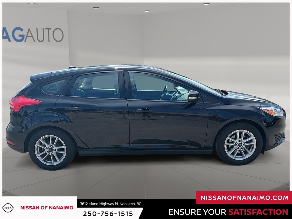 2017 Ford Focus SE-3
