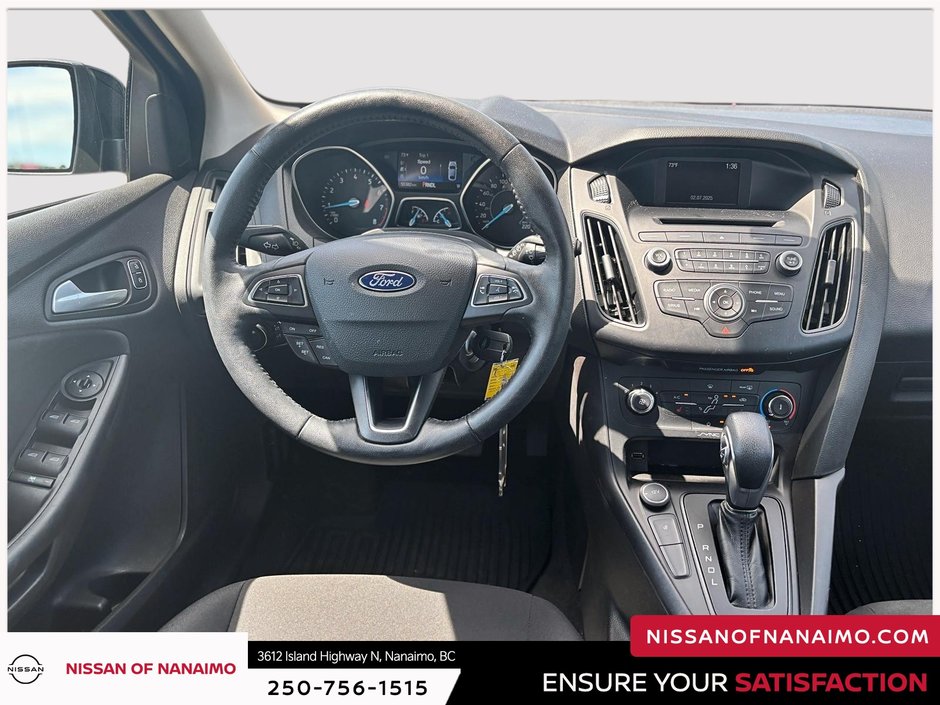 2017 Ford Focus SE-15