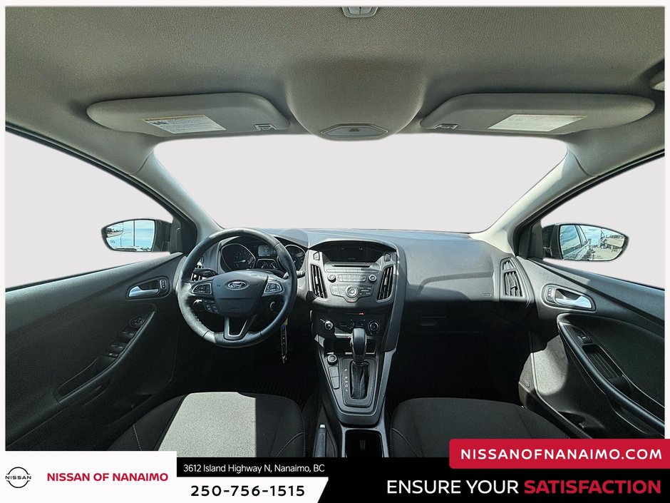 2017 Ford Focus SE-13