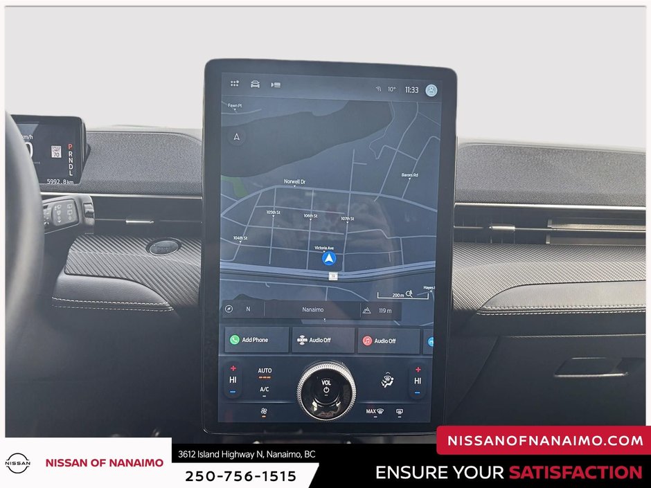 2024 Ford Mustang Mach-E Select-32