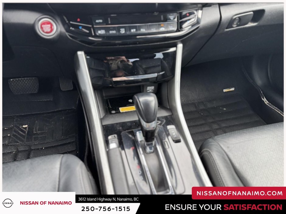 2017 Honda Accord Touring-16