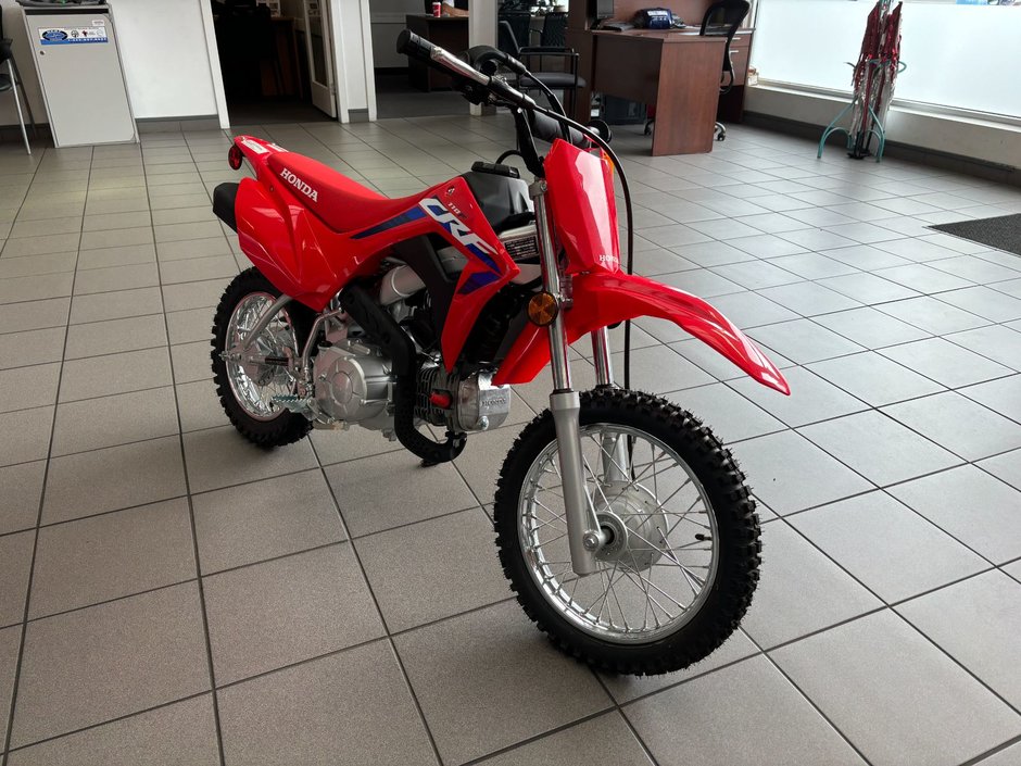 2023 Honda CRF110FP-3