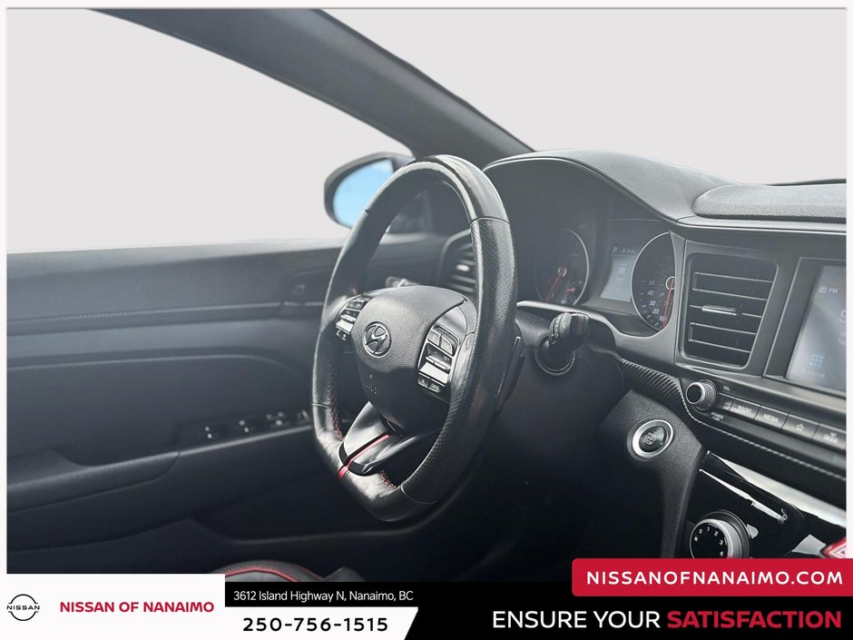 2019 Hyundai Elantra Sport-31