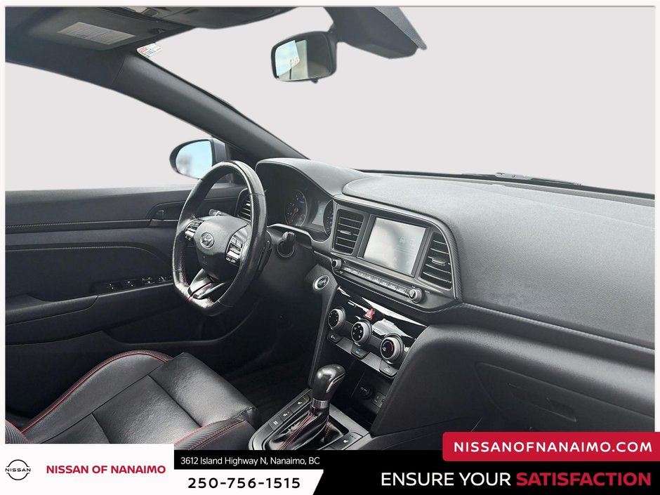 2019 Hyundai Elantra Sport-30