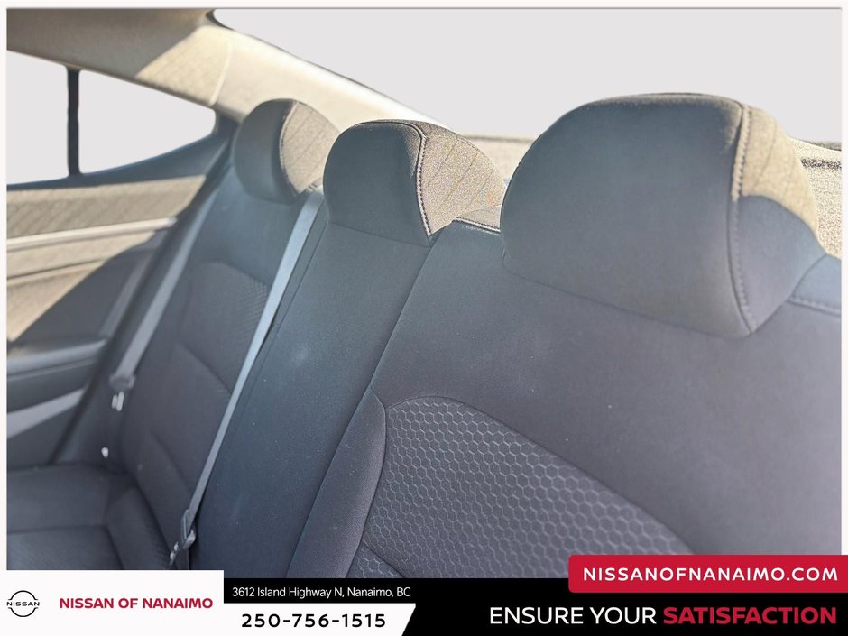 2019 Hyundai Elantra Preferred-11