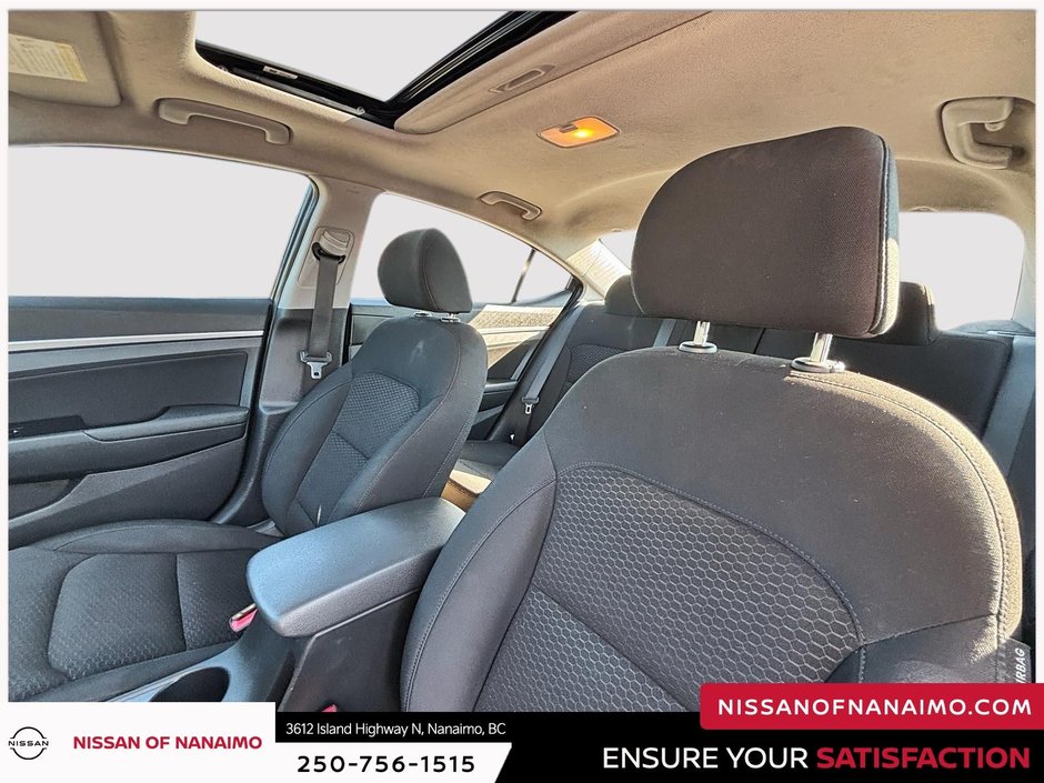 2019 Hyundai Elantra Preferred-24