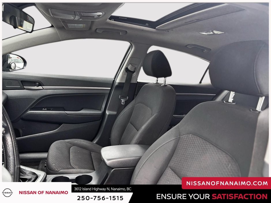 2019 Hyundai Elantra Preferred-32