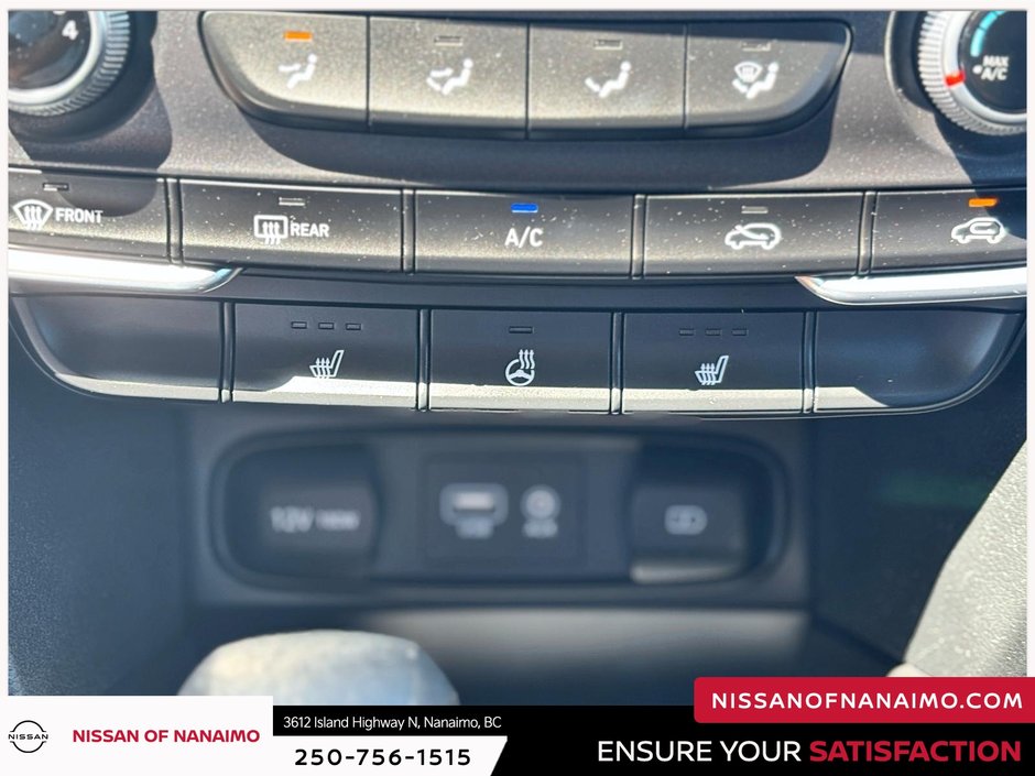 2020 Hyundai Santa Fe Essential-33