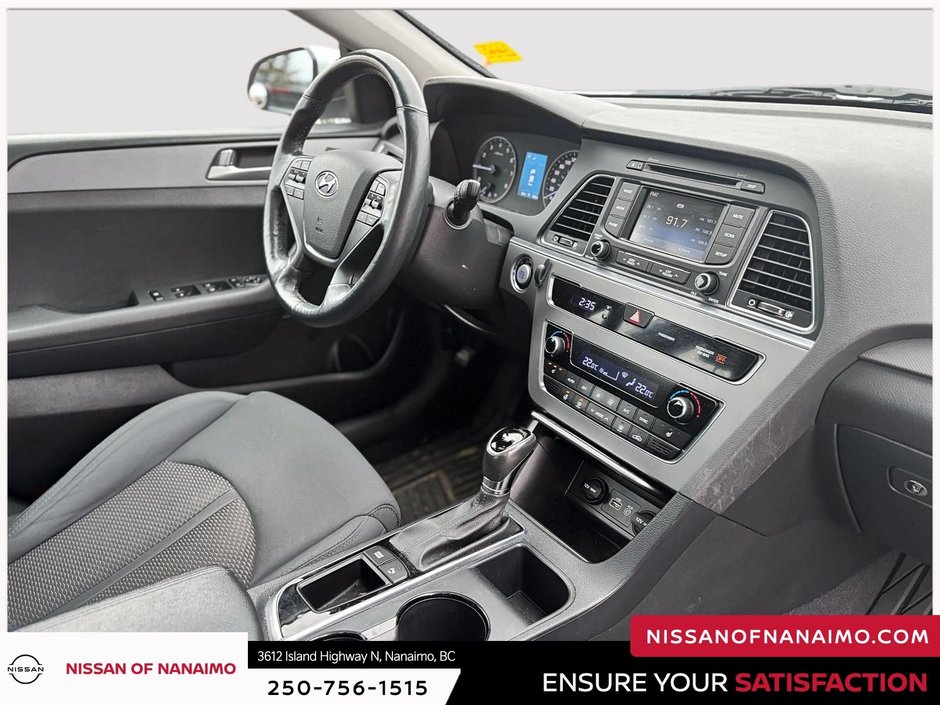 2017 Hyundai Sonata Base-29