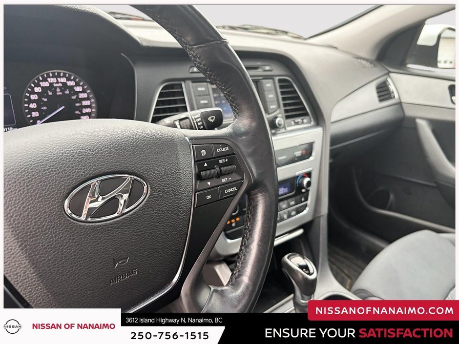 2017 Hyundai Sonata Base-35