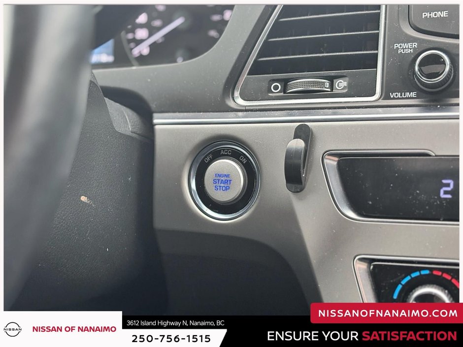 2017 Hyundai Sonata Base-19