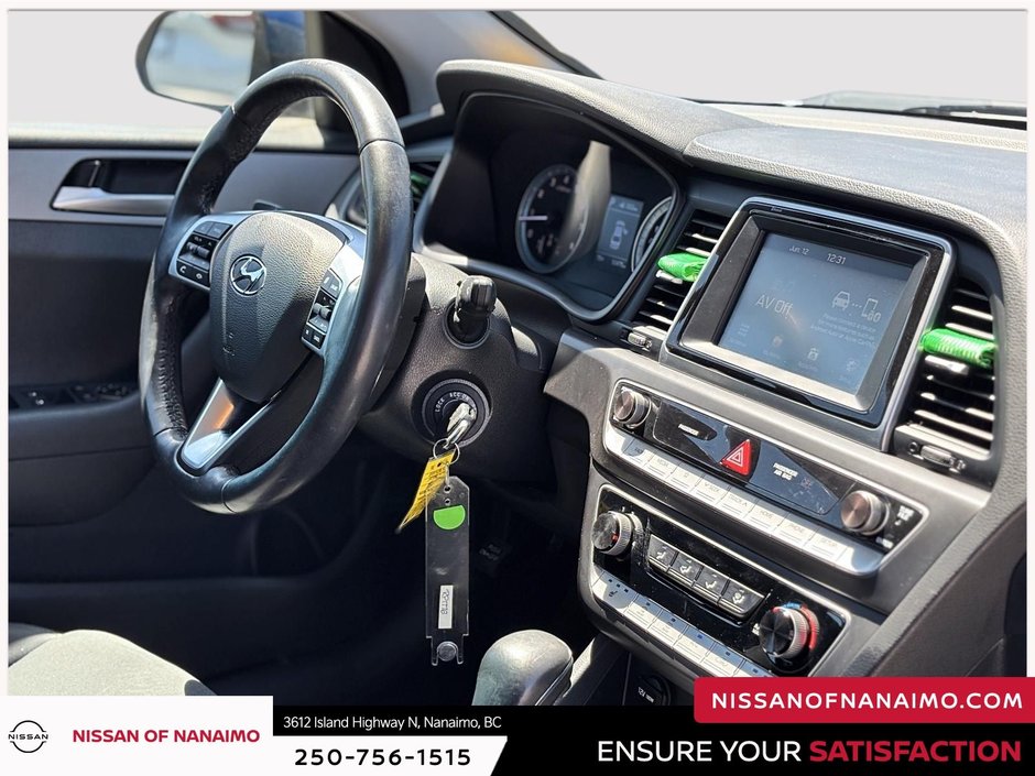 2019 Hyundai Sonata Essential-10