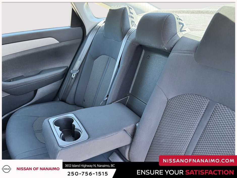 2019 Hyundai Sonata Essential-24