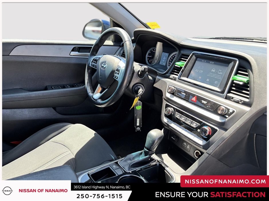 2019 Hyundai Sonata Essential-11
