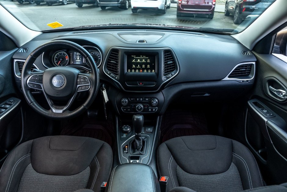 2019 Jeep Cherokee Sport-10