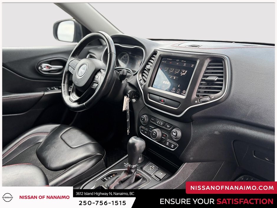 2019 Jeep Cherokee Trailhawk-23