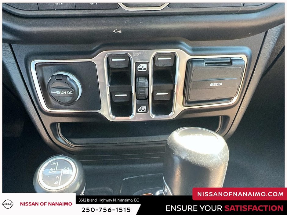 2021 Jeep Gladiator Overland-13